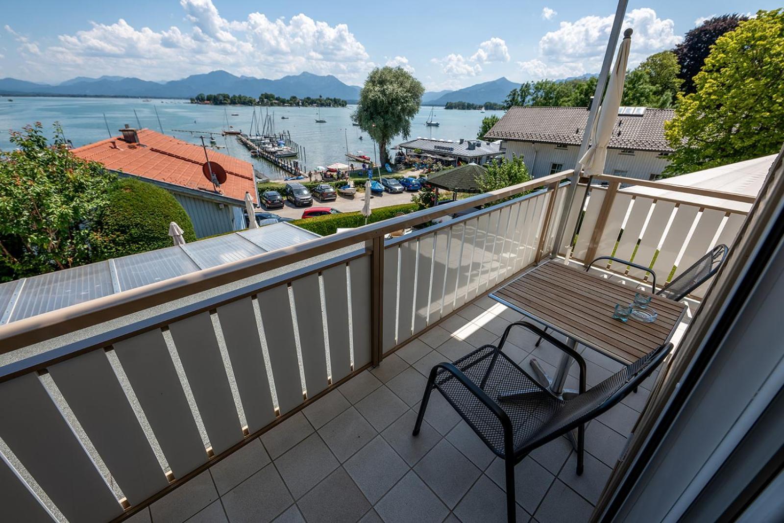 Chiemseestern Vacation & Recreation "Adults Only" Hotell Gstadt am Chiemsee Rom bilde